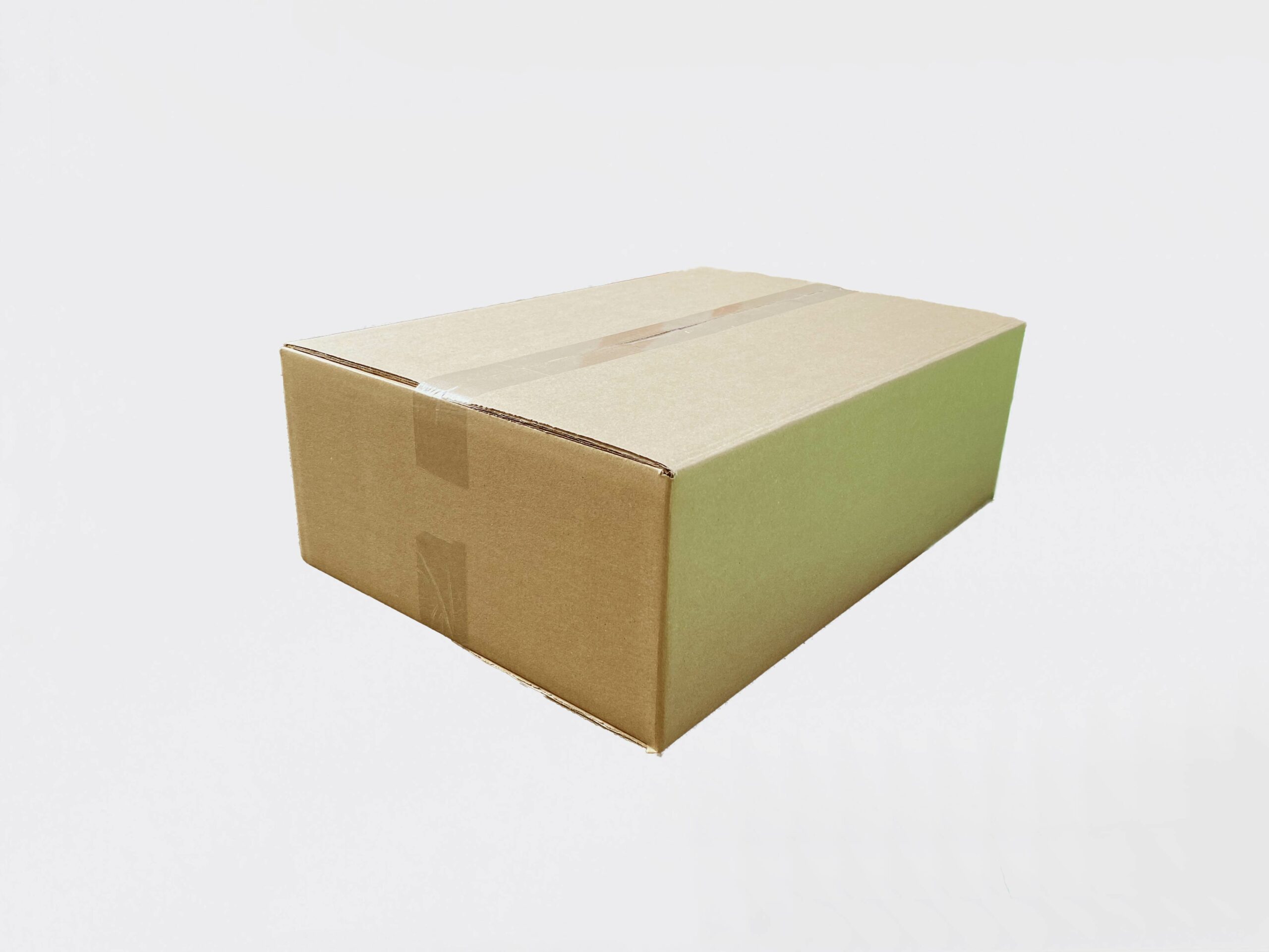 Forfait carton et boite de déménagement avec papier d'emballage